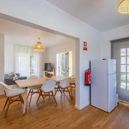 Casa Da Vigia-Casa Com Jardim A 4 Min Da Praia *