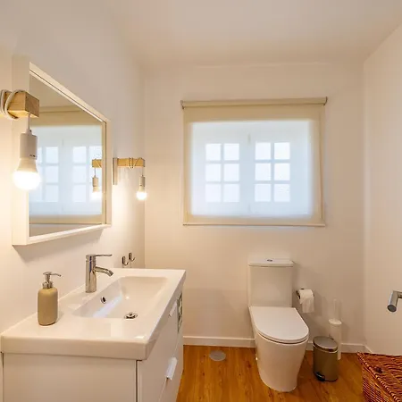 Casa Da Vigia-Casa Com Jardim A 4 Min Da Praia *