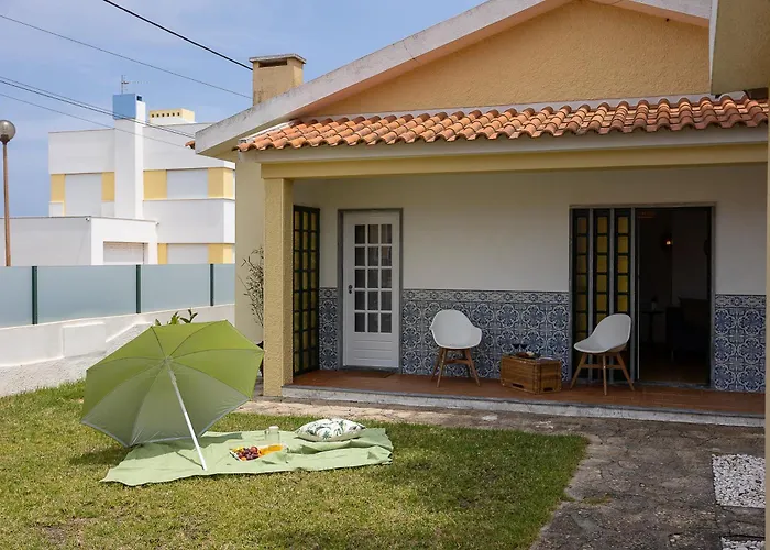 Casa Da Vigia-casa Com Jardim A 4 Min Da Hébergement de vacances *