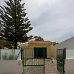 Casa Da Vigia - Santa Cruz - Casa Com Jardim A 4 Min Da Praia Casa de Férias Aldeia dos Cunhados