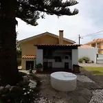 Casa de Férias Casa Da Vigia - Santa Cruz - Casa Com Jardim A 4 Min Da Praia Aldeia dos Cunhados