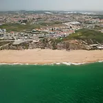 Casa de Férias Casa Da Vigia - Santa Cruz - Casa Com Jardim A 4 Min Da Praia