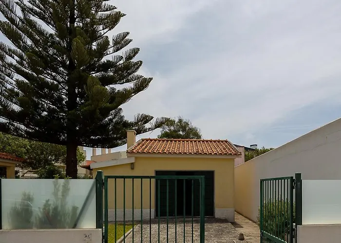Casa Da Vigia-casa Com Jardim A 4 Min Da Nyaraló A dos Cunhados