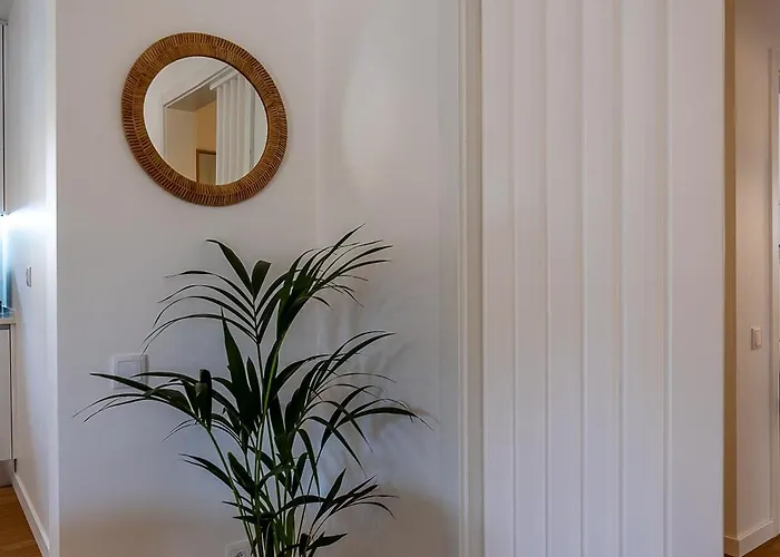 Casa Da Vigia-casa Com Jardim A 4 Min Da