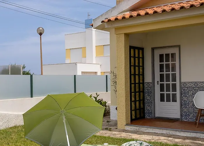 Nyaraló Casa Da Vigia-casa Com Jardim A 4 Min Da A dos Cunhados